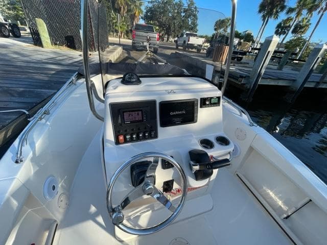 2021 Grady-White Fisherman 180