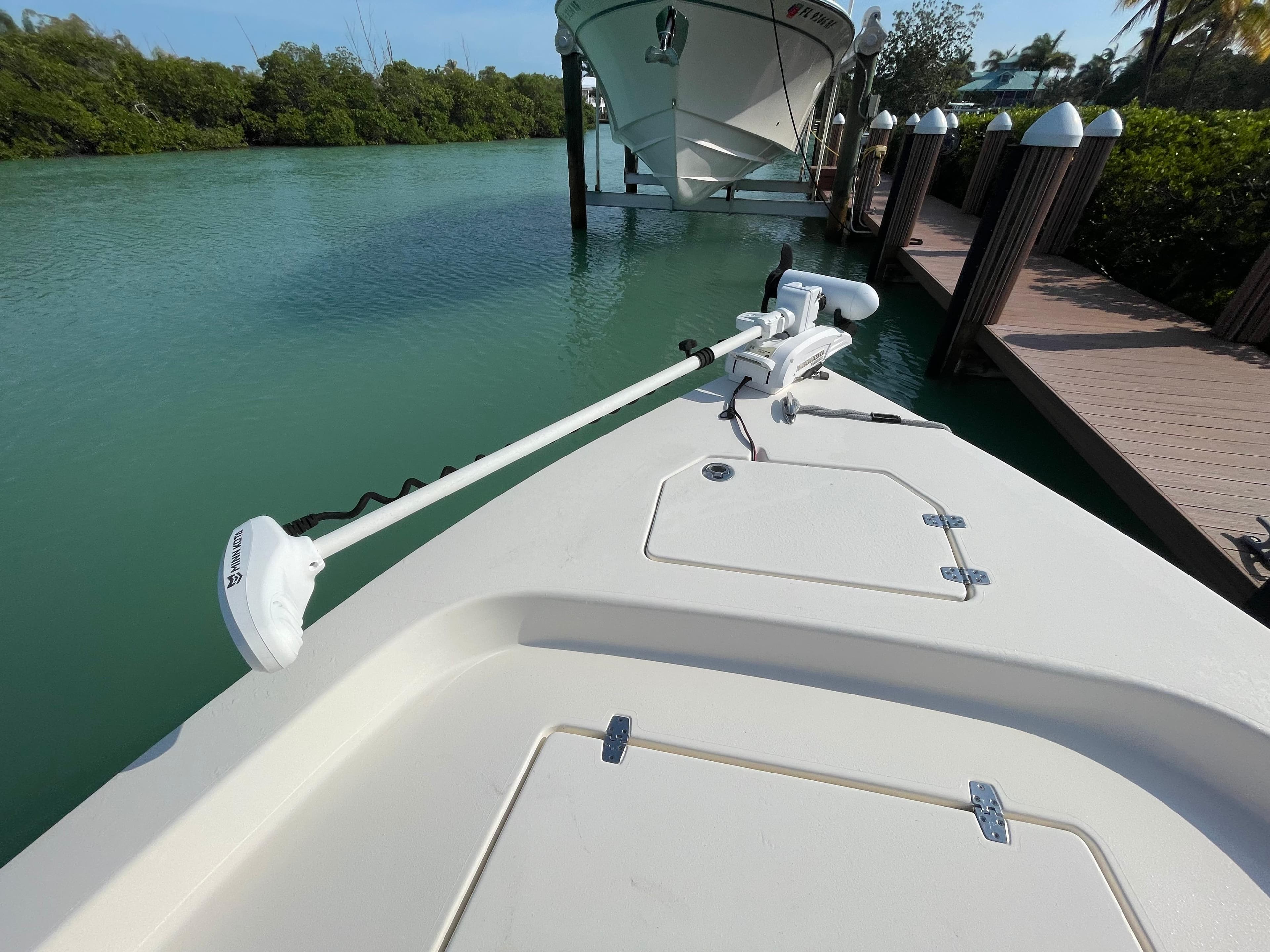 2020 Pathfinder 2200 TRS