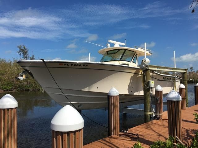 2017 Grady-White Canyon 376