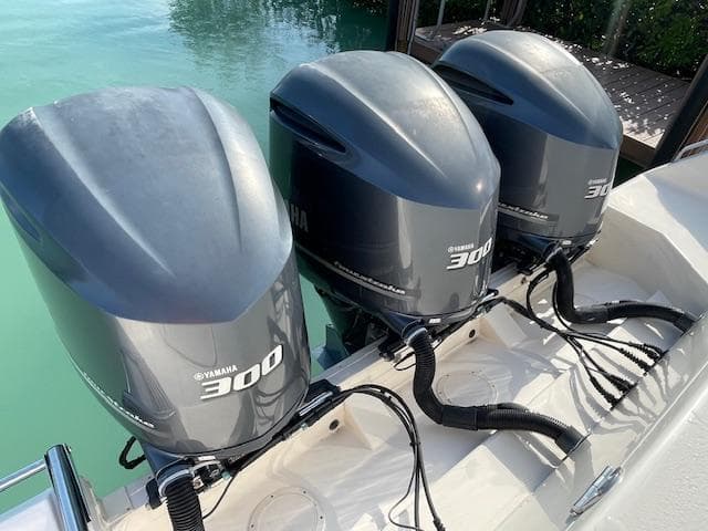 2017 Grady-White Canyon 376