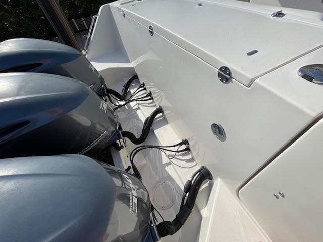 2017 Grady-White Canyon 376