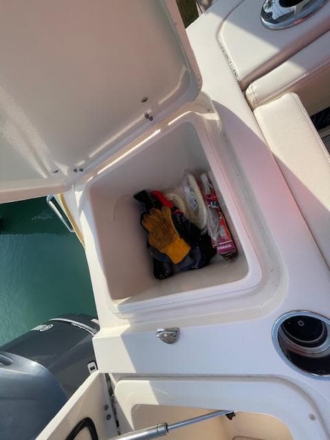 2017 Grady-White Canyon 376