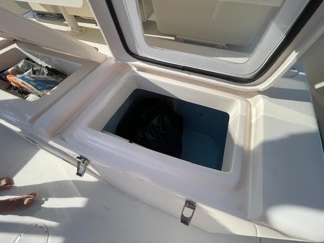 2017 Grady-White Canyon 376