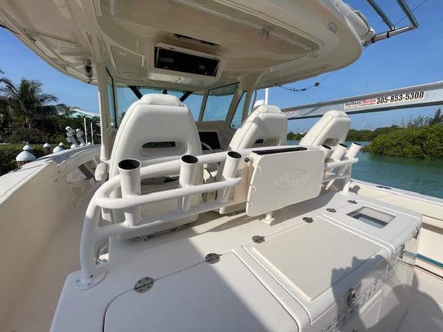 2017 Grady-White Canyon 376