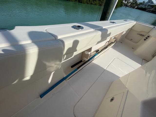 2017 Grady-White Canyon 376