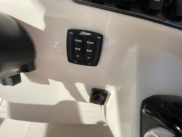 2017 Grady-White Canyon 376