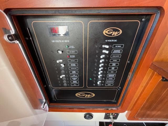 2017 Grady-White Canyon 376