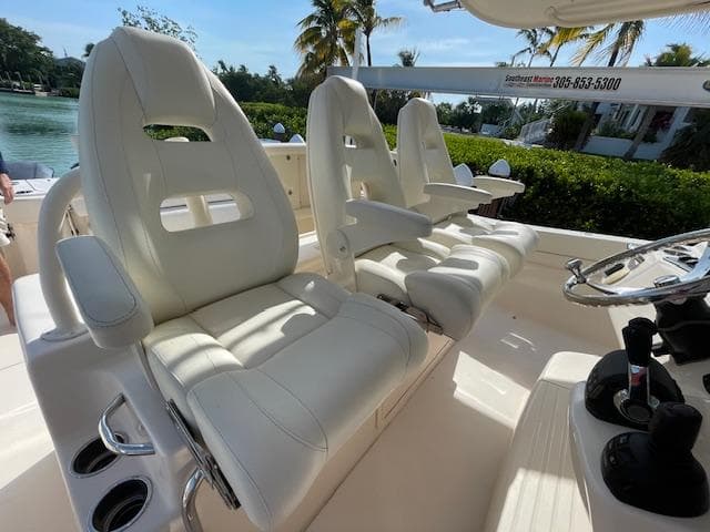 2017 Grady-White Canyon 376