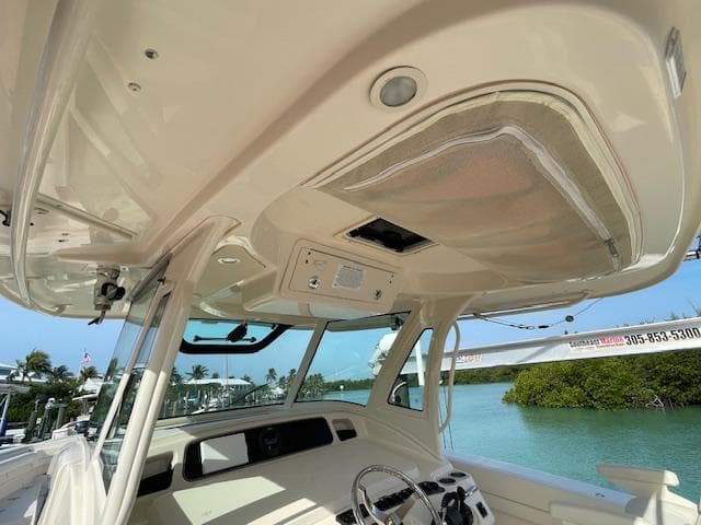 2017 Grady-White Canyon 376