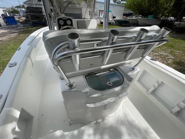2013 Sea Hunt Triton 225