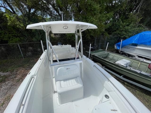 2013 Sea Hunt Triton 225