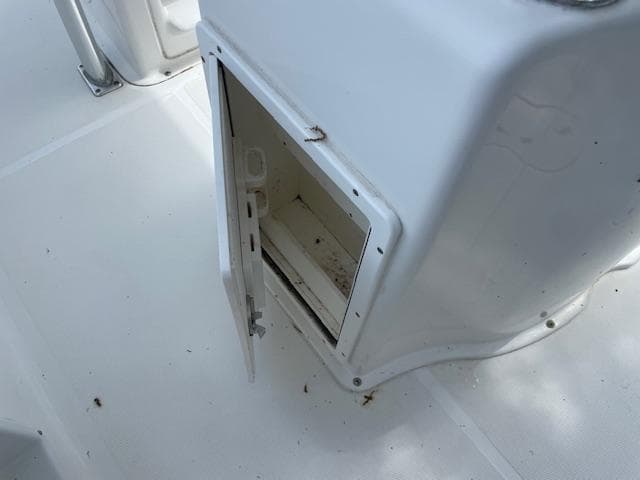 2013 Sea Hunt Triton 225