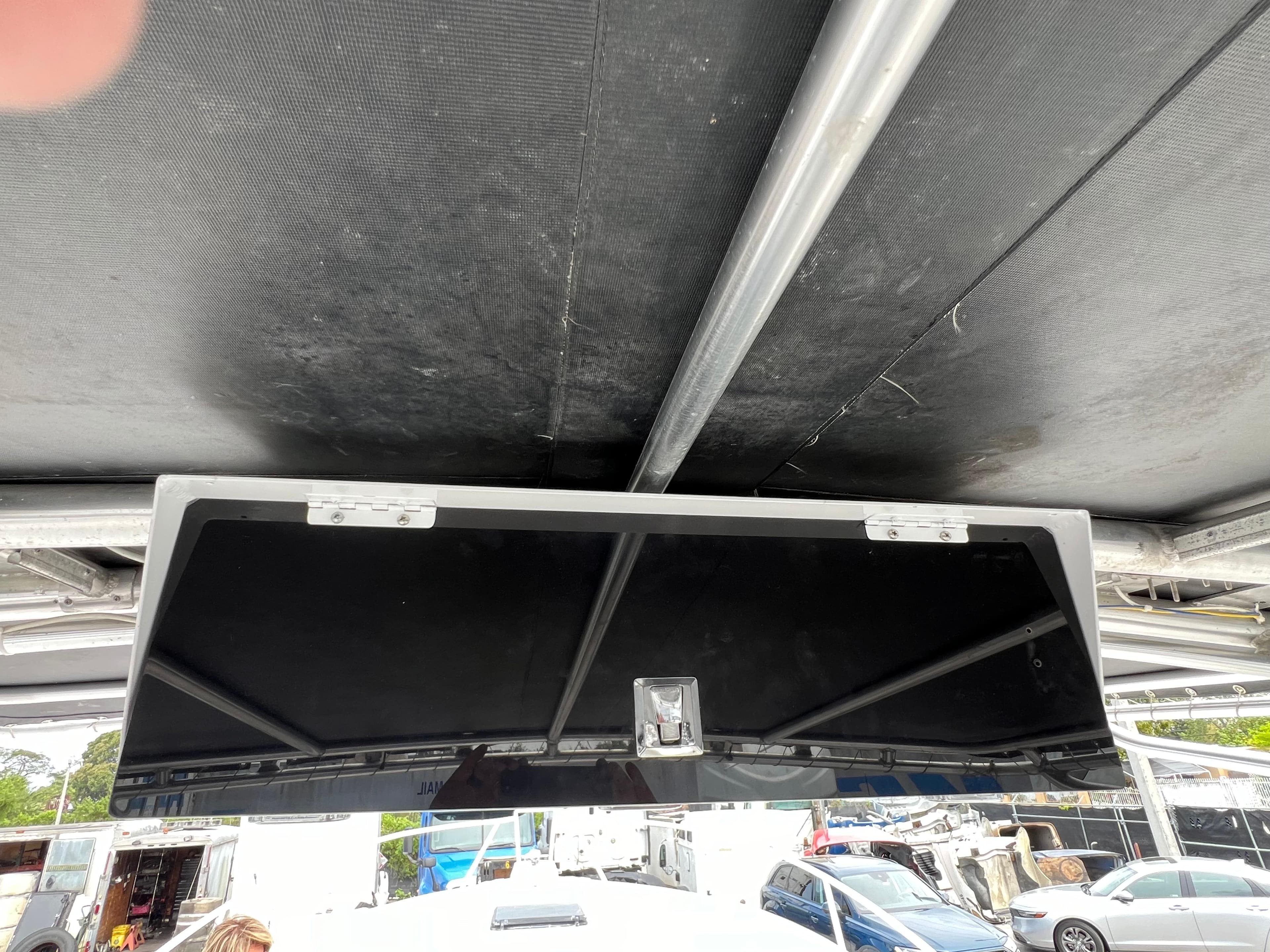 2000 Stuart Angler 32 Center Console/Cutty