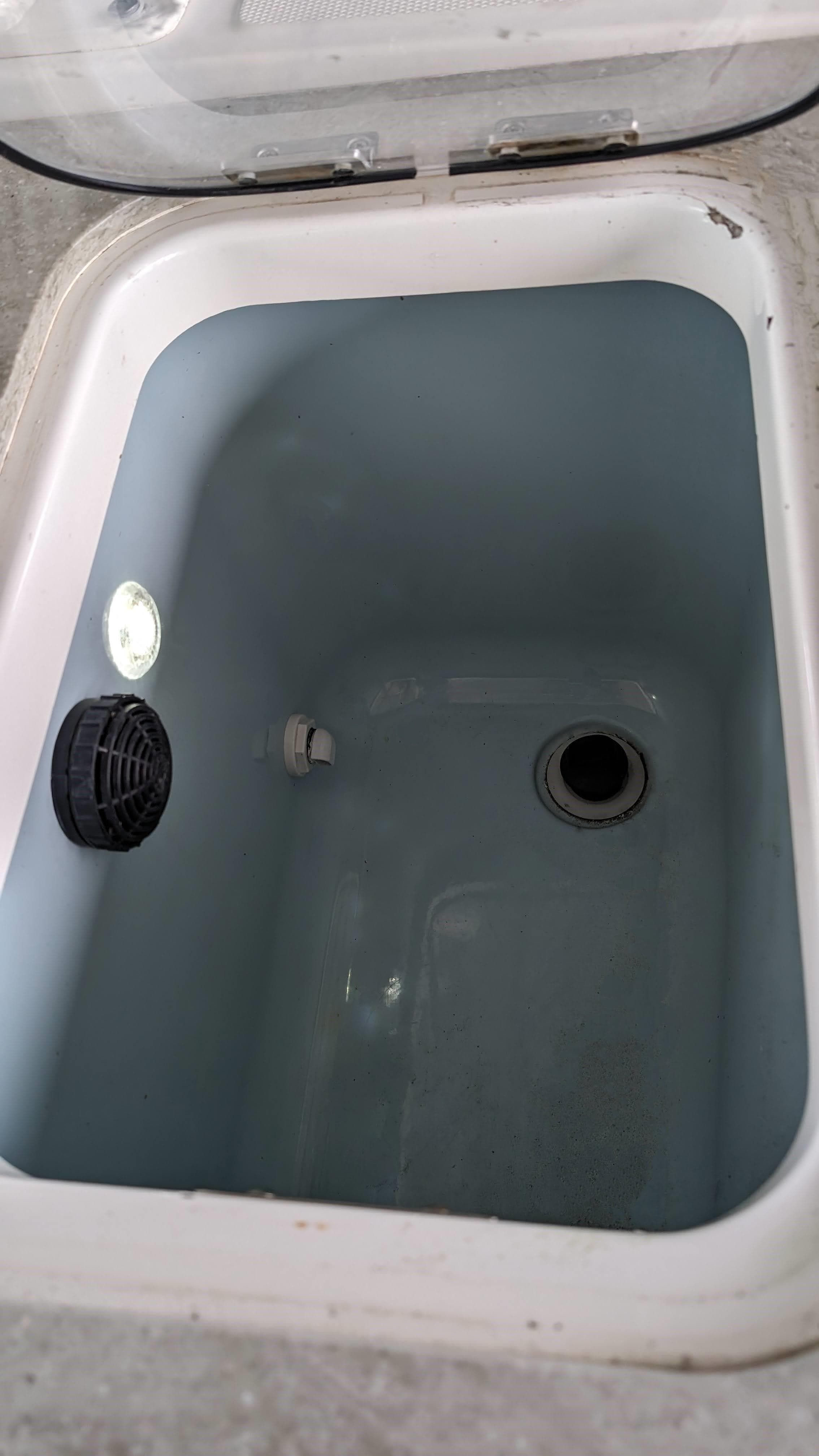 2017 Boston Whaler 320 Vantage