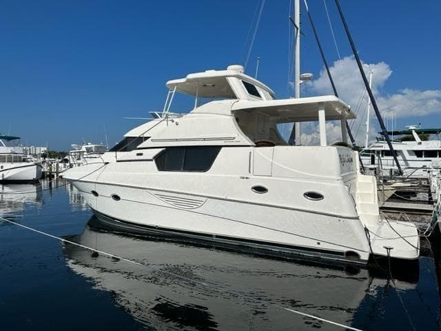 2001 Silverton 453 Motor Yacht