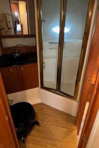 2001 Silverton 453 Motor Yacht