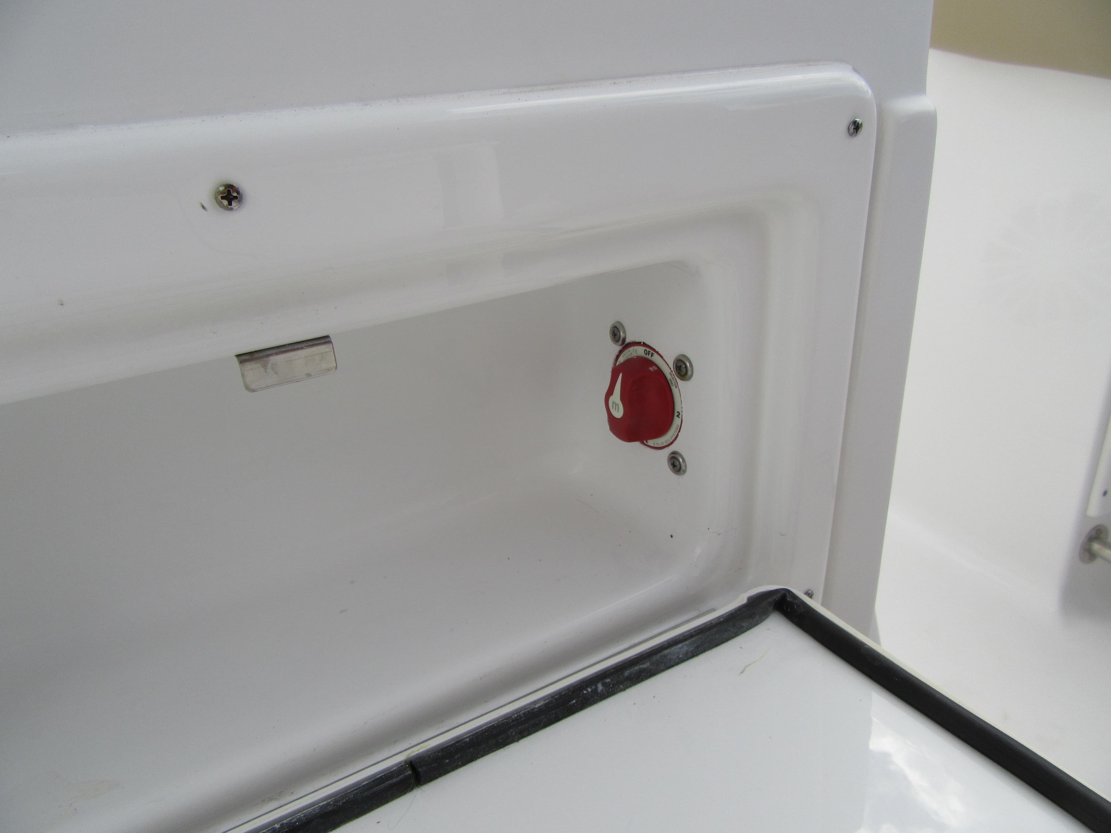 2017 Sportsman Open 232 Center Console