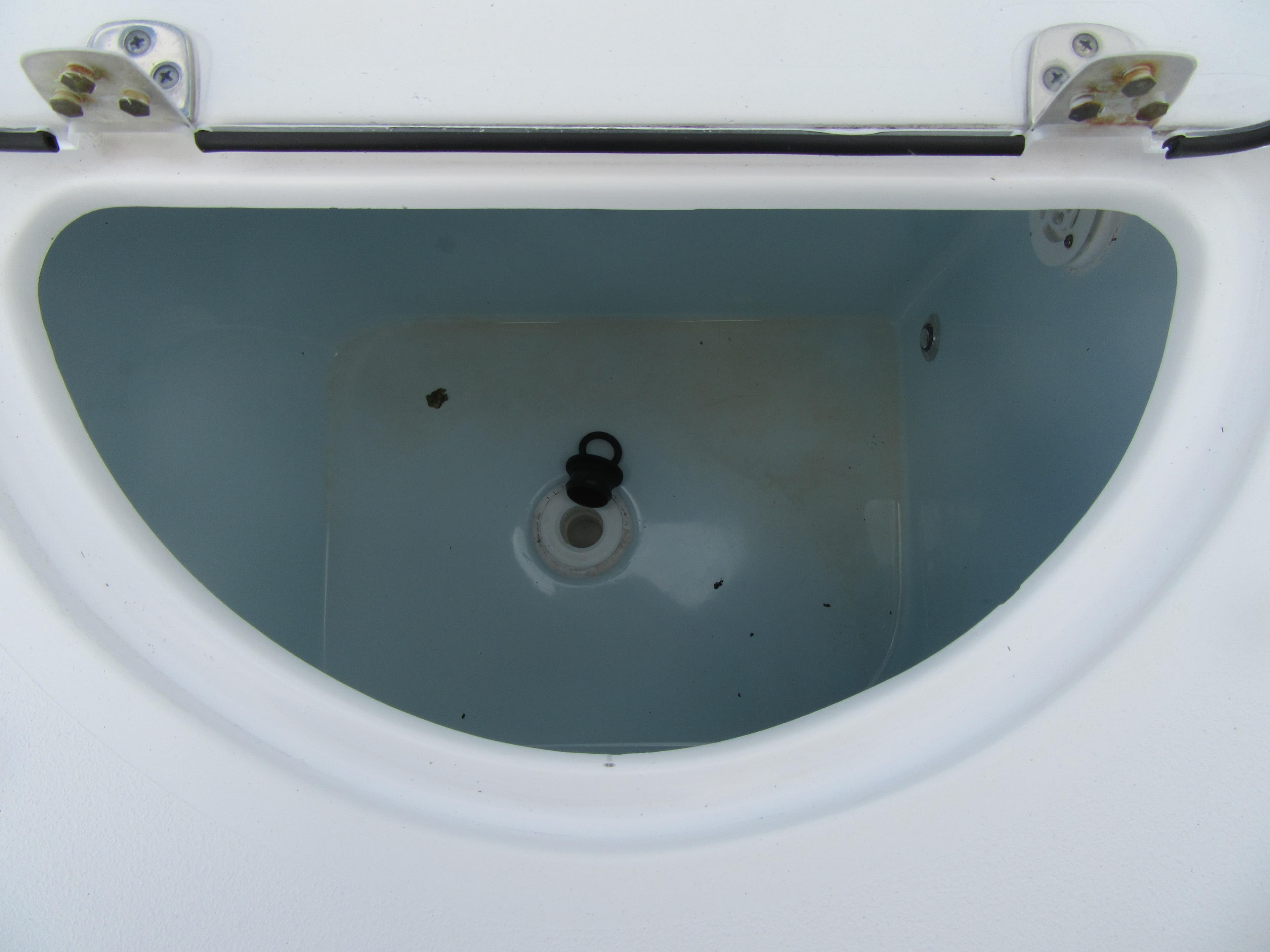 2017 Sportsman Open 232 Center Console