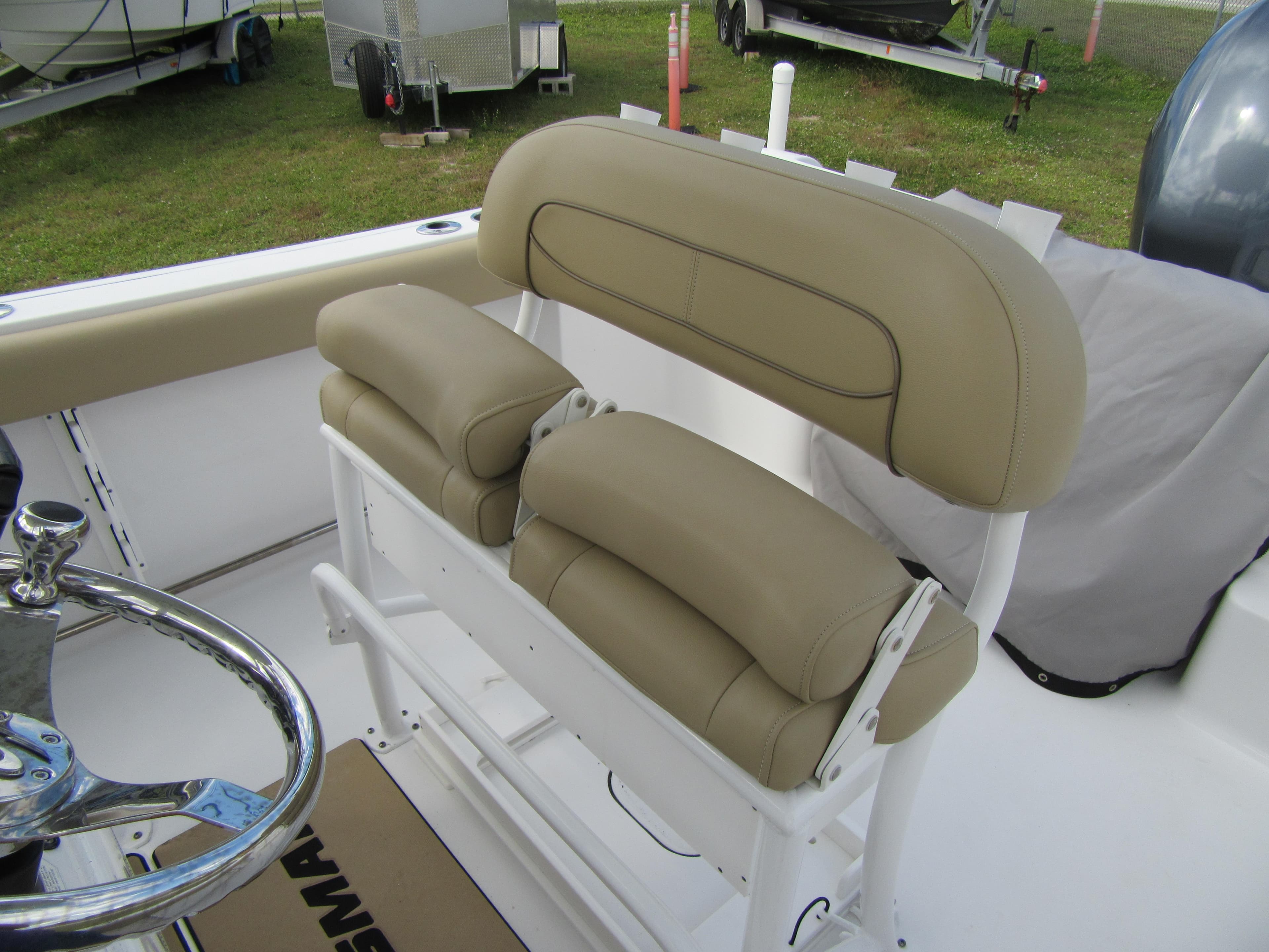 2017 Sportsman Open 232 Center Console