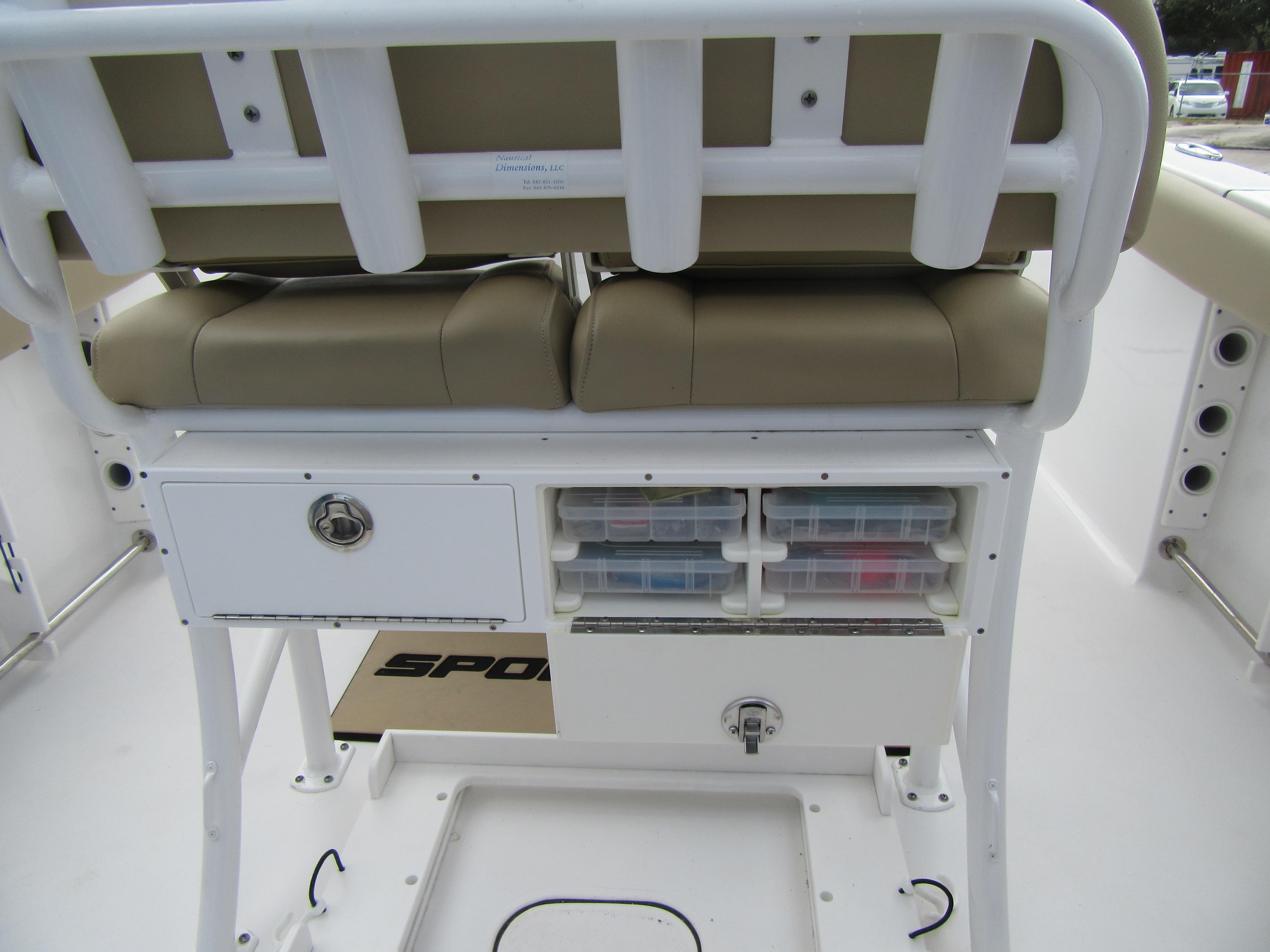 2017 Sportsman Open 232 Center Console