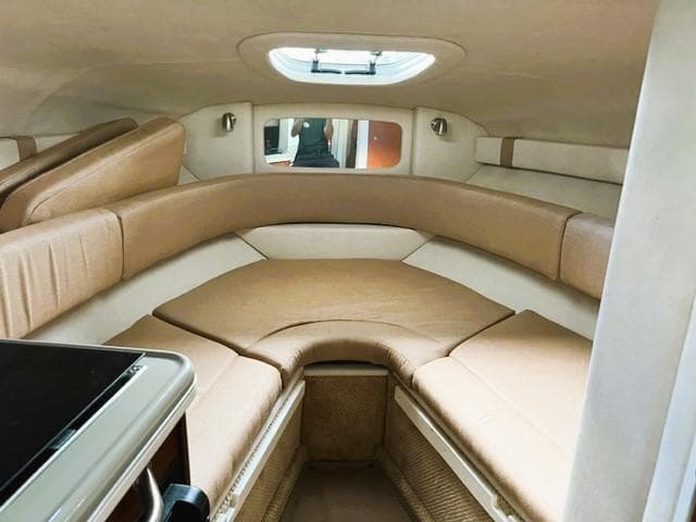 2010 Sea Ray 240 Sundancer