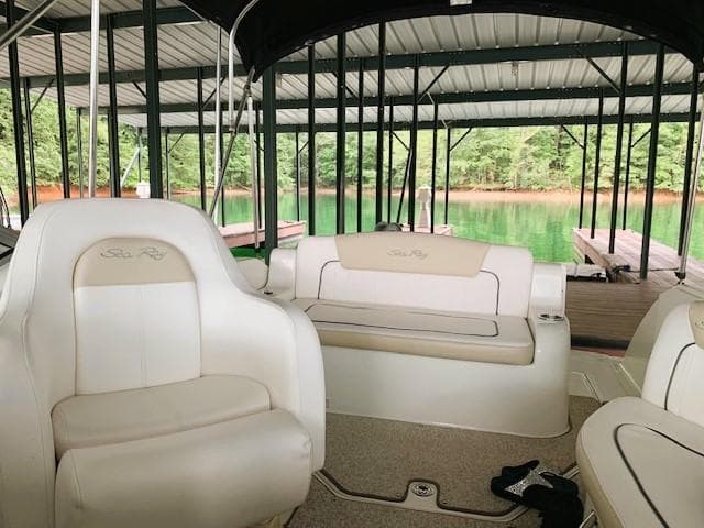 2010 Sea Ray 240 Sundancer