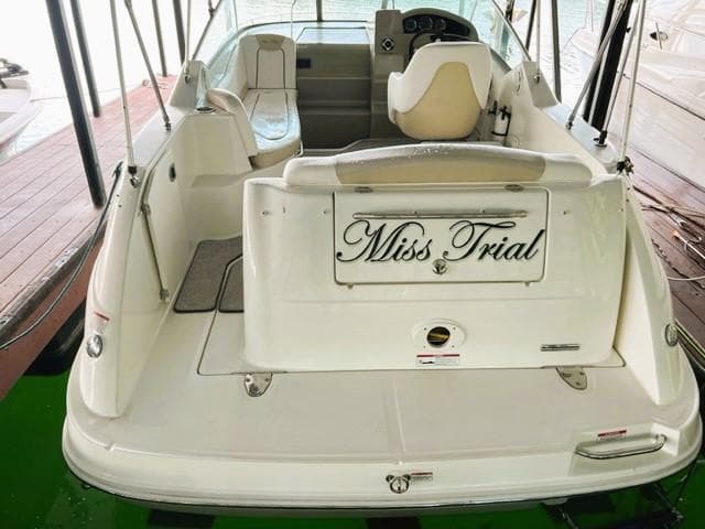 2010 Sea Ray 240 Sundancer