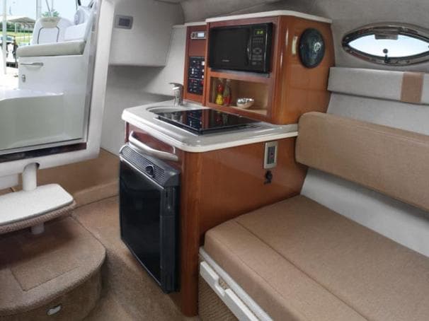 2010 Sea Ray 240 Sundancer