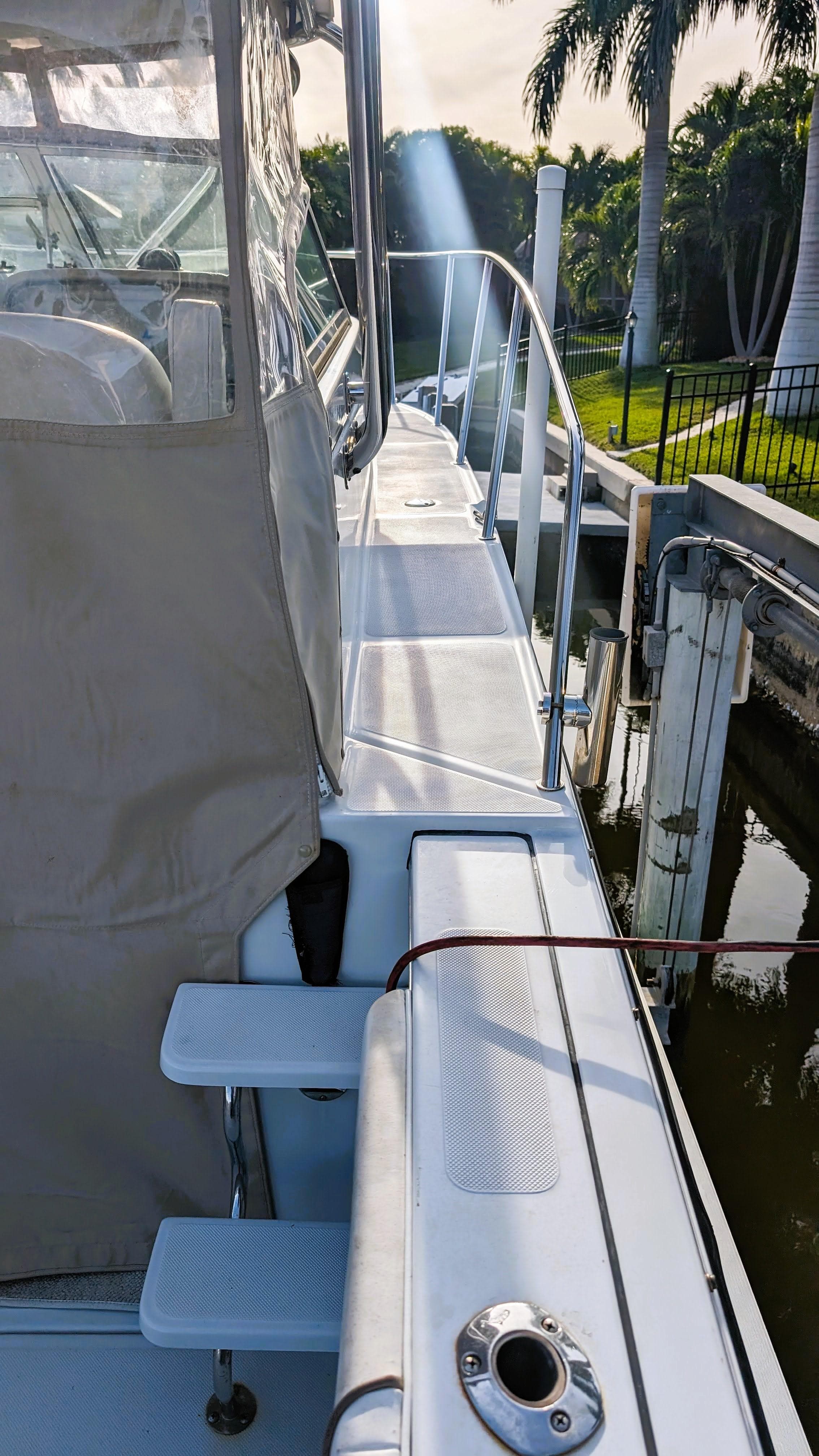 2008 Glacier Bay 2670 Isle Runner