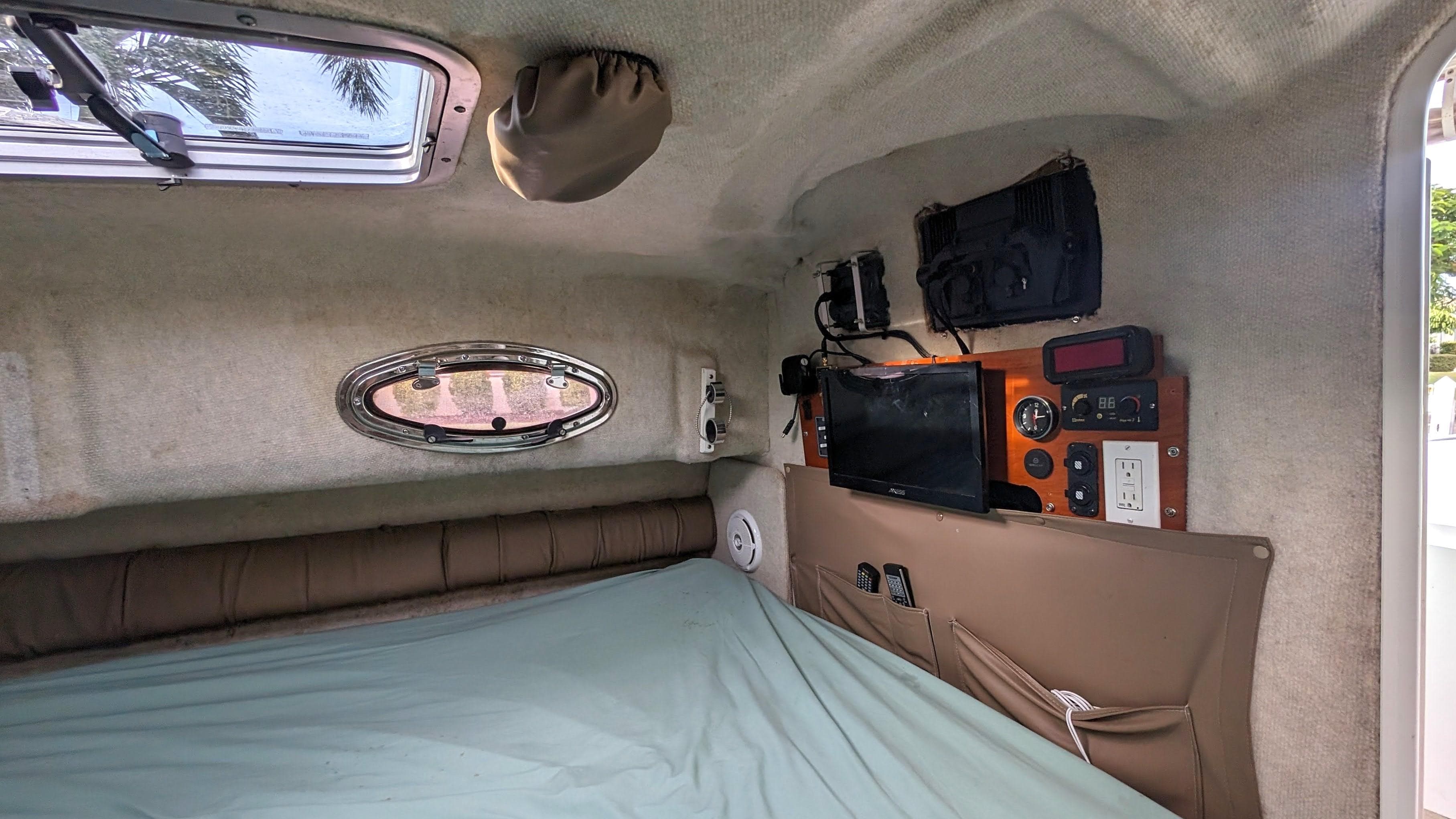 2008 Glacier Bay 2670 Isle Runner