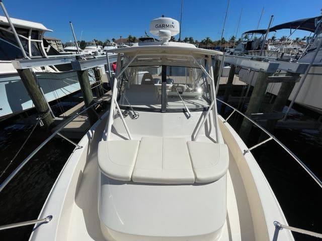 2017 Grady-White Marlin 300