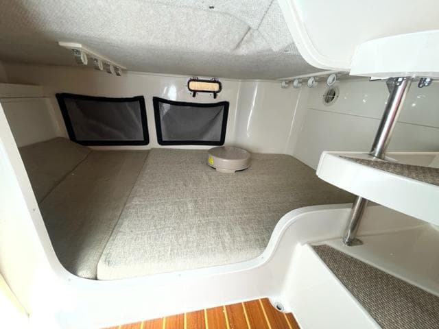 2017 Grady-White Marlin 300