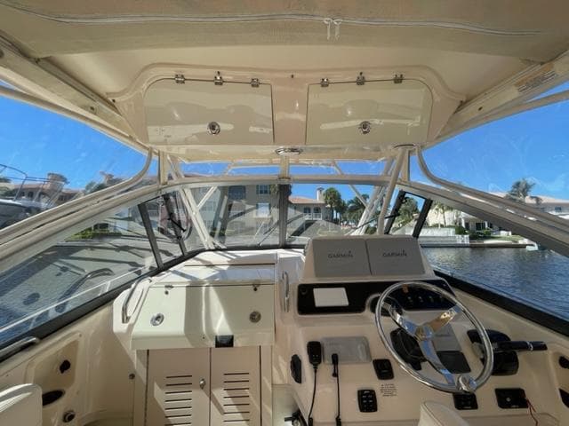 2017 Grady-White Marlin 300