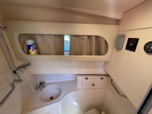 2017 Grady-White Marlin 300