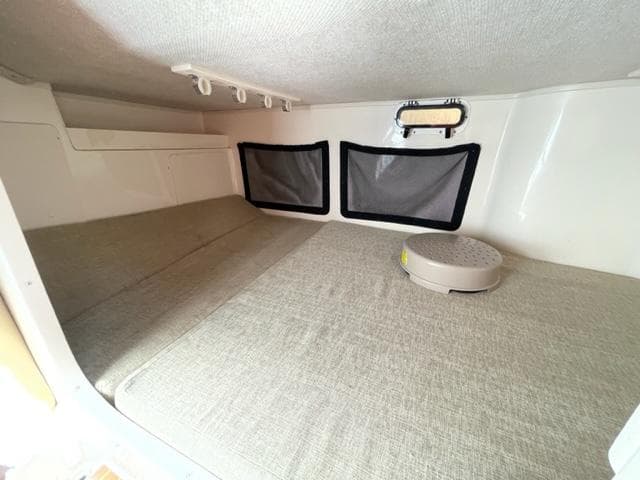 2017 Grady-White Marlin 300