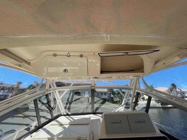 2017 Grady-White Marlin 300