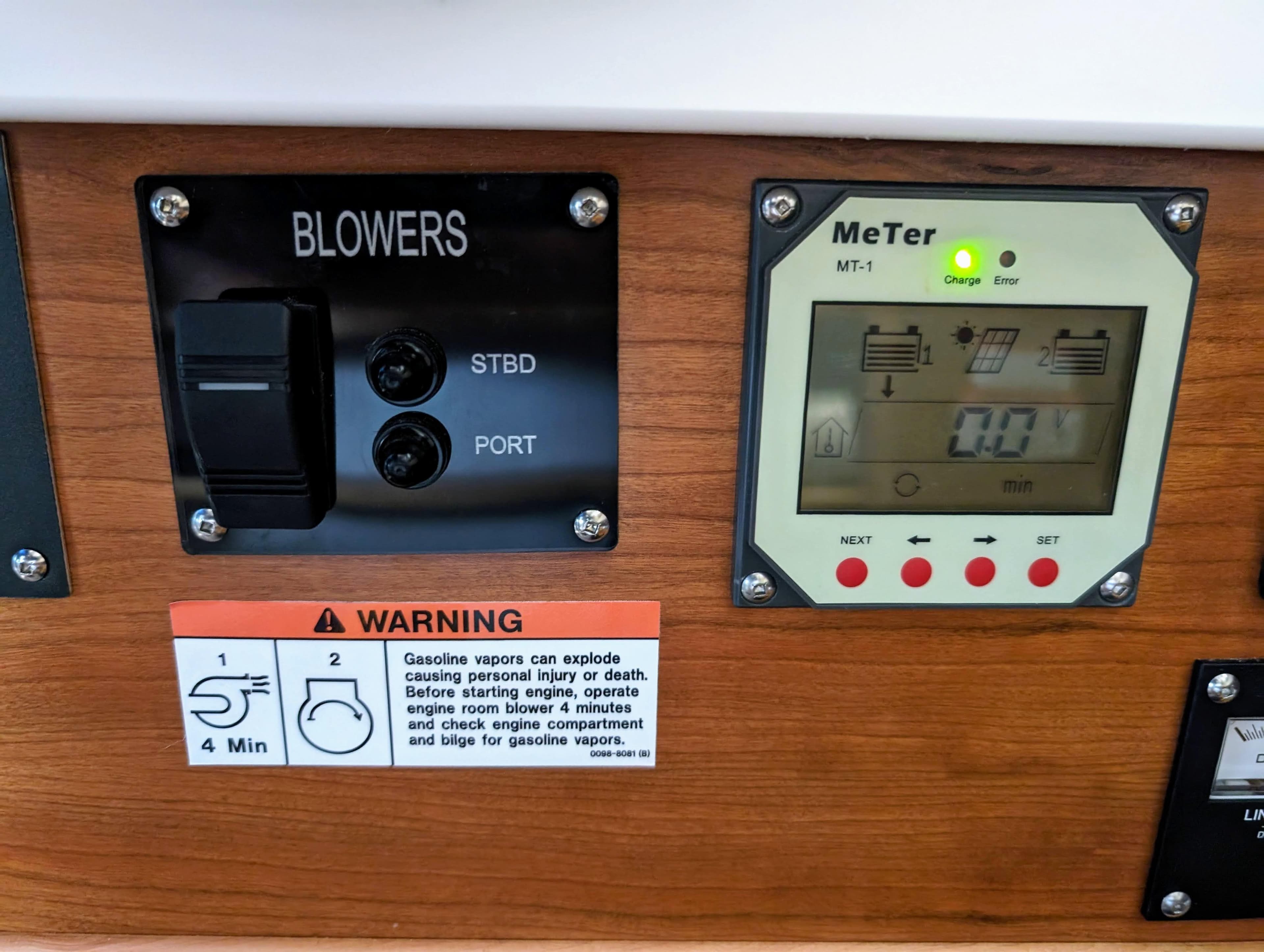 2022 Cutwater C-32 Coupe LE